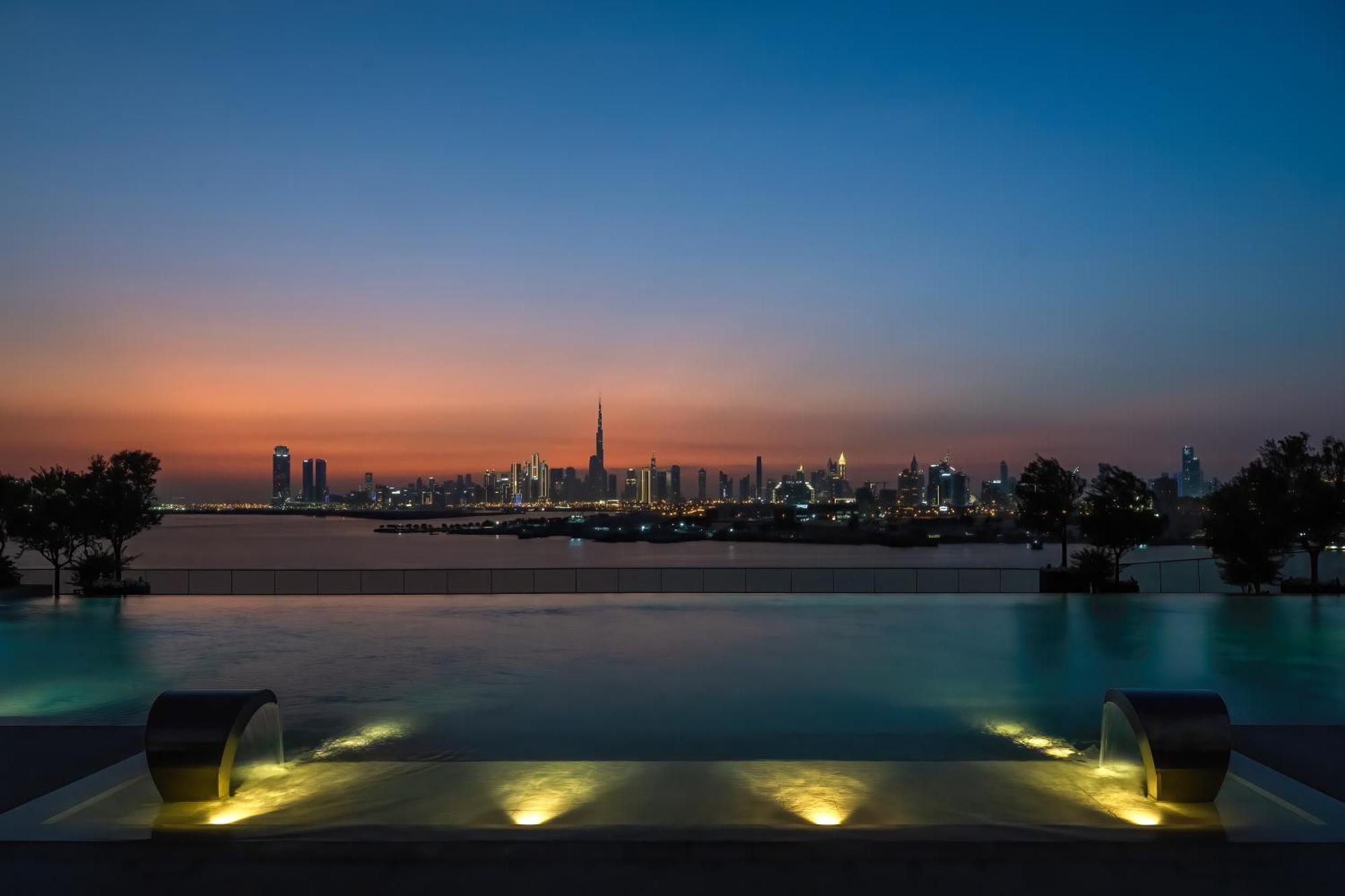 Address Creek Harbour Hotel Dubai Luaran gambar View of the Dubai skyline from the pool deck