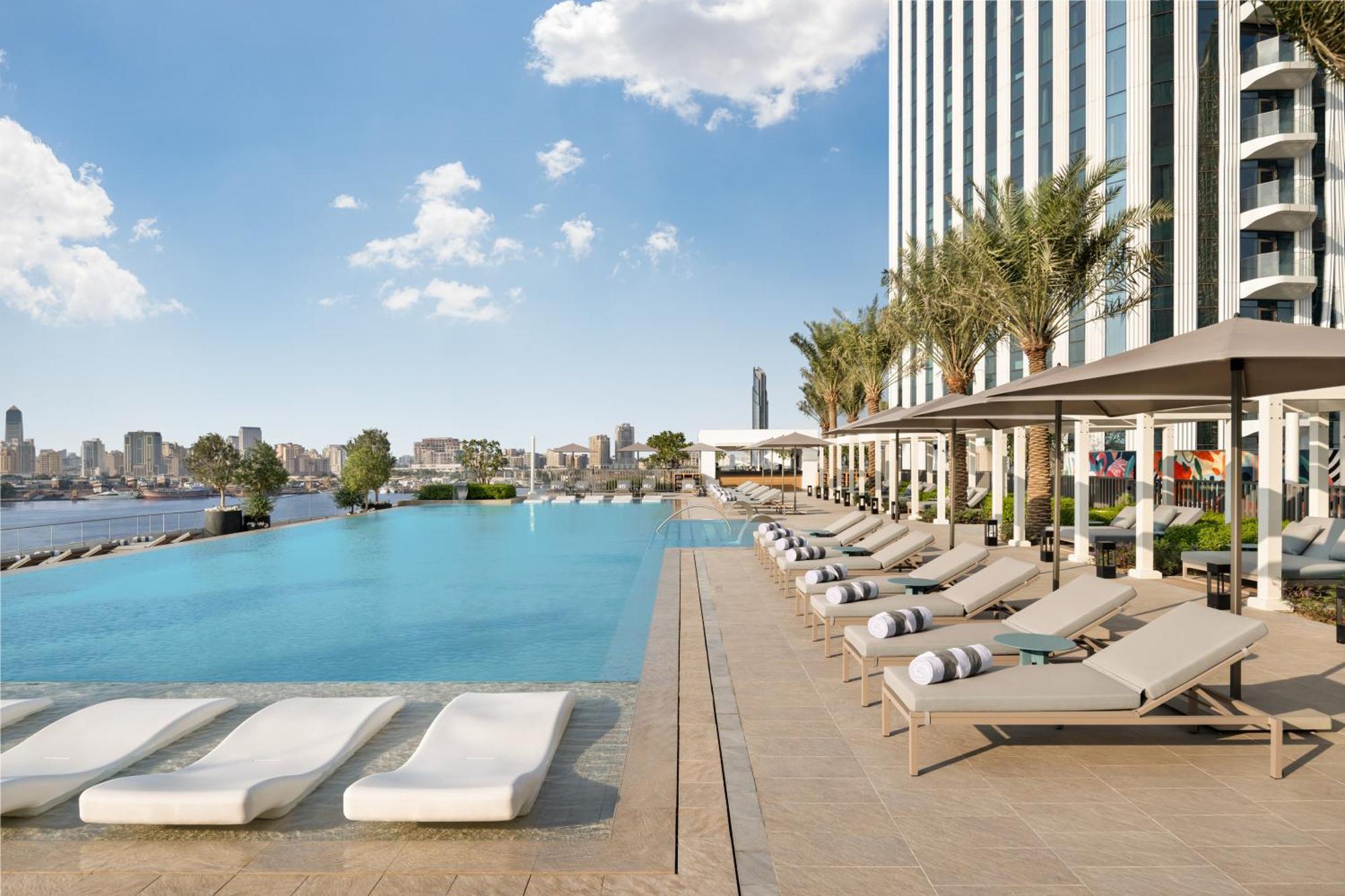 Address Creek Harbour Hotel Dubai Luaran gambar The swimming pool at the hotel